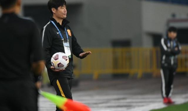华体会科室-青春风暴换来连续不胜 “鹏氏”武汉能否尽快展翅？